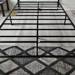 14 Inch Heavy Duty Steel Slat Anti-Slip Support, Easy Assembly Platform Bed Frame