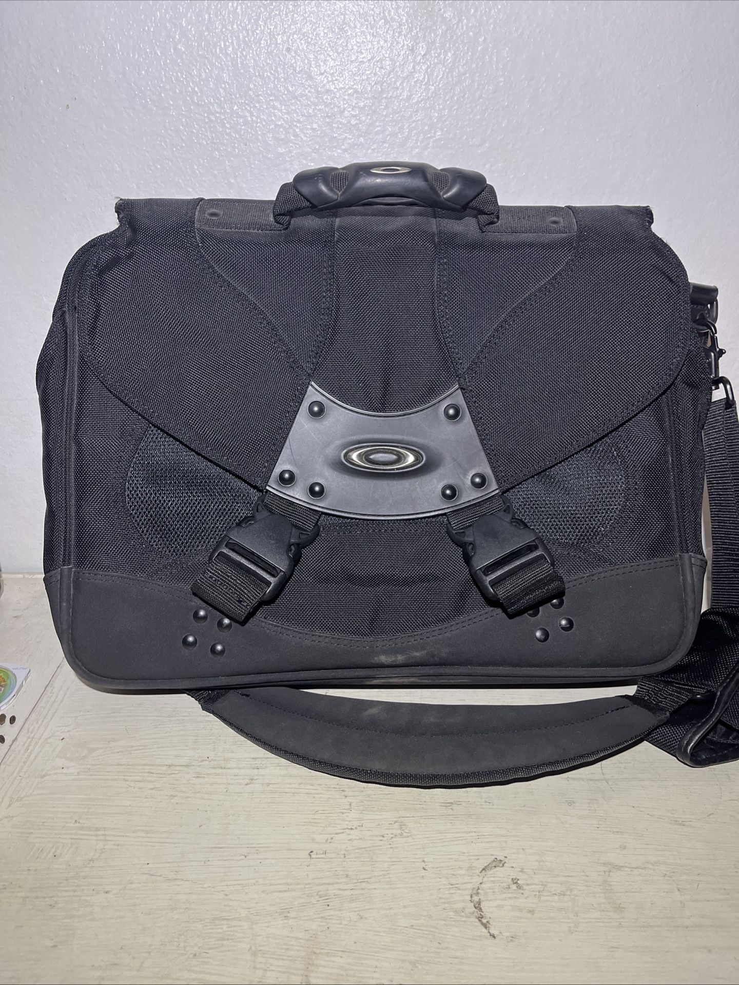 Vintage Oakley Software Padded Laptop Messenger Bag Multi Pocket Heavy Duty