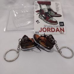 3d mini shoes keychains brand new