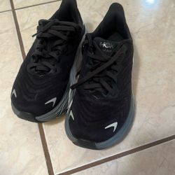 hoka shoes