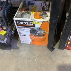 RIDGID 6 Gal. Portable Electric Pancake Air Compressor