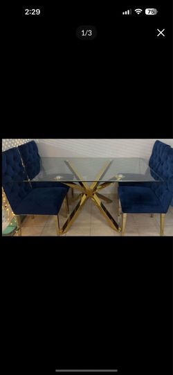 Table & 4 chairs
