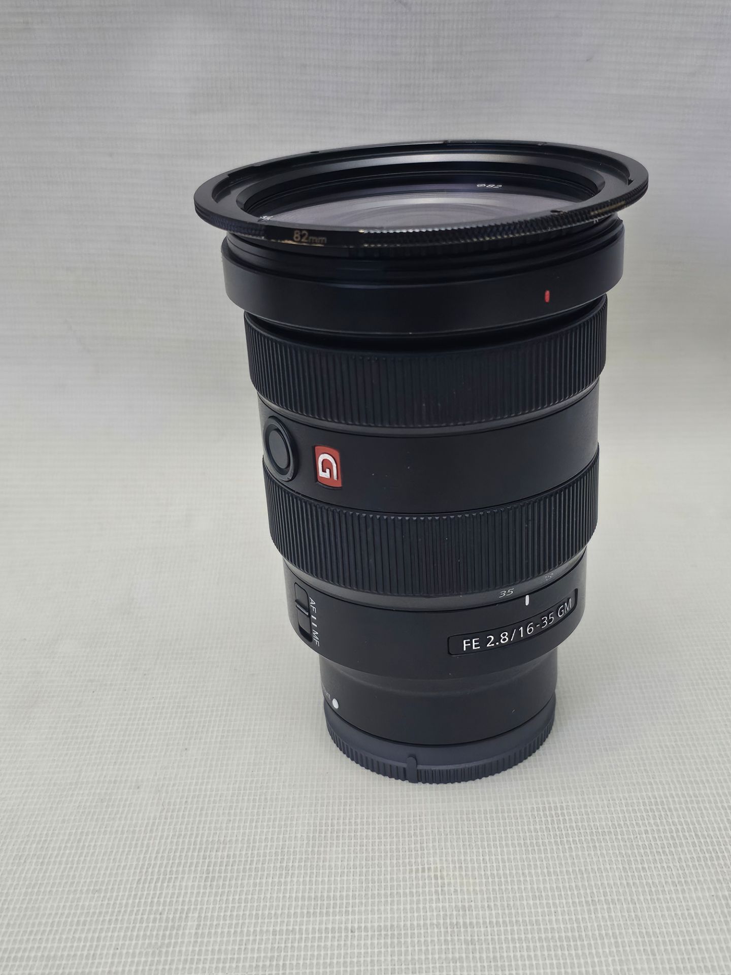 Sony G-Series 16-35mm F/2.8 GM Lens excellent