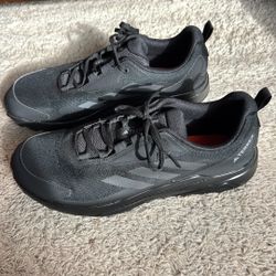 Size 12 New Tracking Shoes