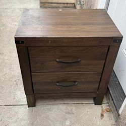 Bedroom set For Sale!!