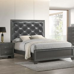Queen bed & nightstand
