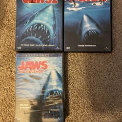 Jaws 2-4