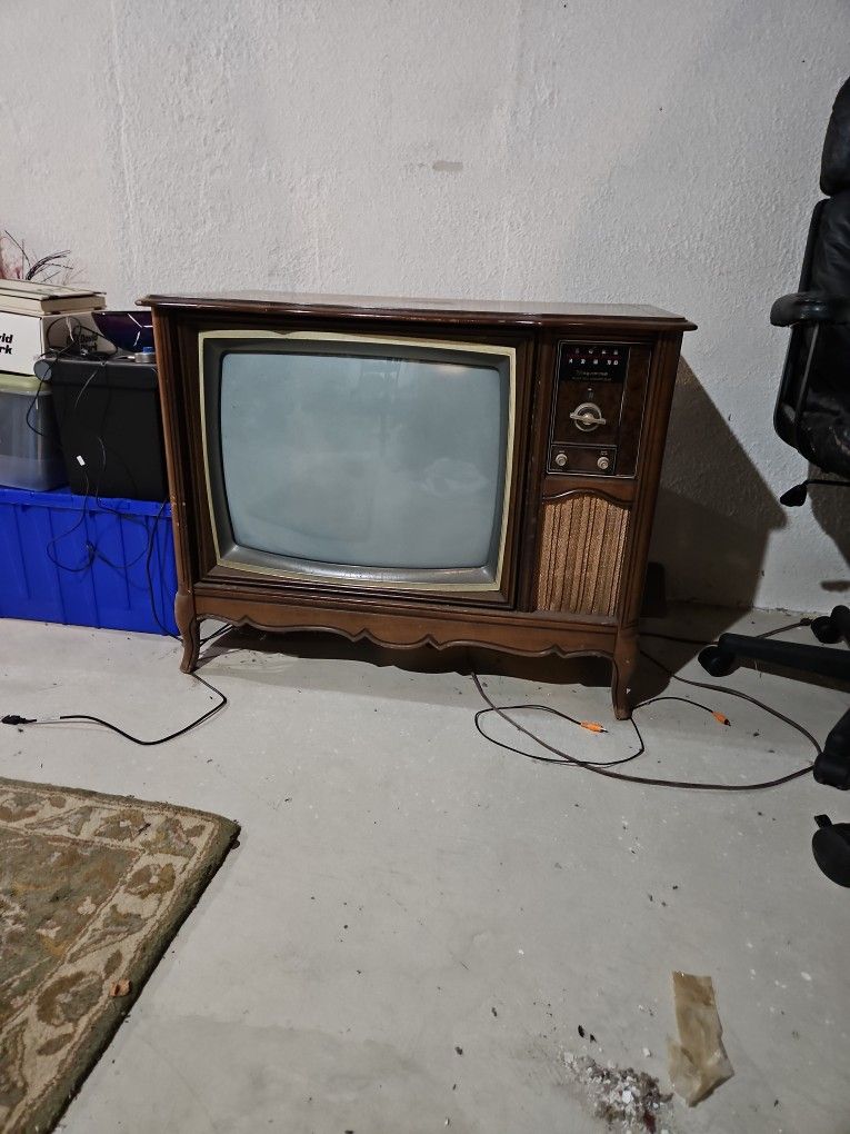 Vintage 1960's Magnavox