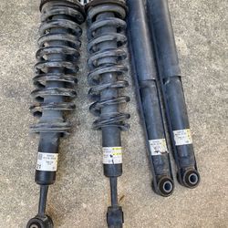 Toyota OEM Suspension Struts & Shocks (Complete Set) – Tacoma / 4Runner