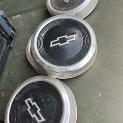 1970’s Chevy Center cups