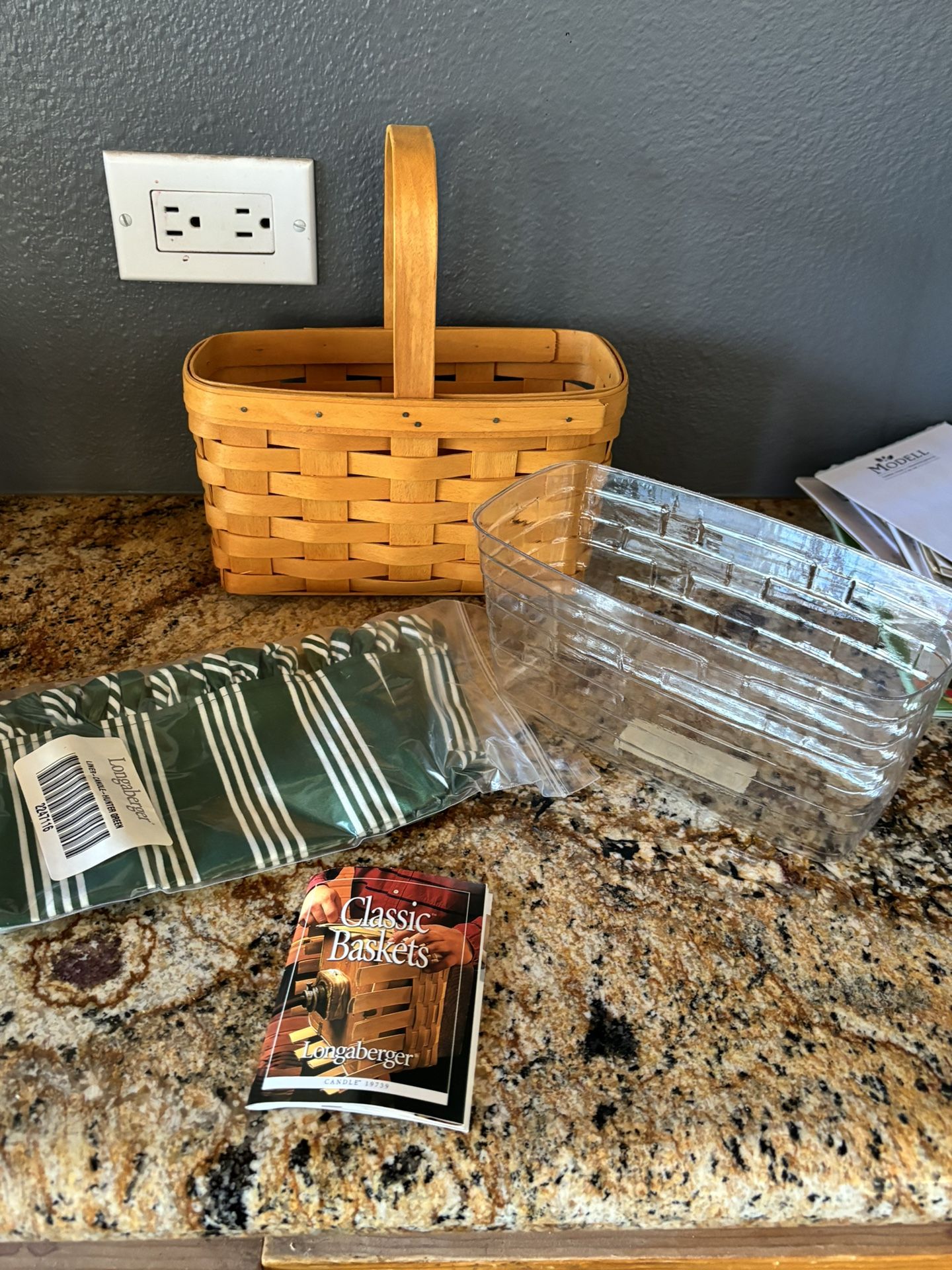 Longaberger Vintage Collectible NWT Candle Basket Combo