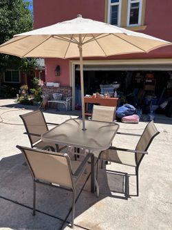 Out door umbrella table