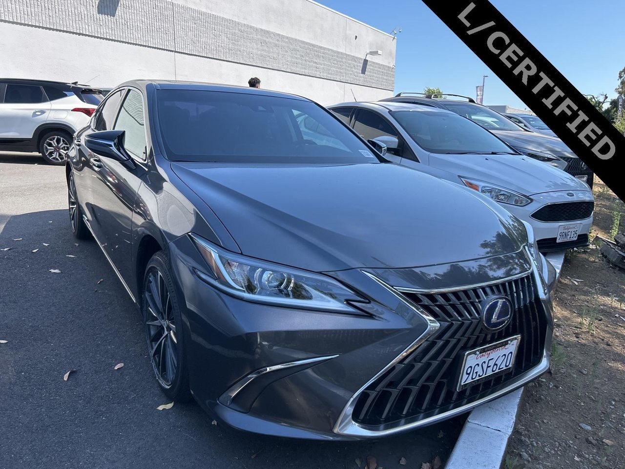 2022 Lexus ES 300h