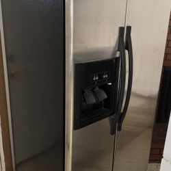 FREE Working Fridge