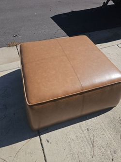 Will Take Best Offers Not Free foot Ottoman big Size