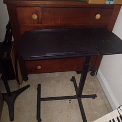 Rolling Dinner Table 