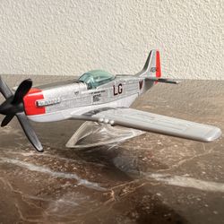 Matchbox North American P-51 Mustang plane