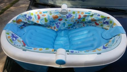 Baby bathtub