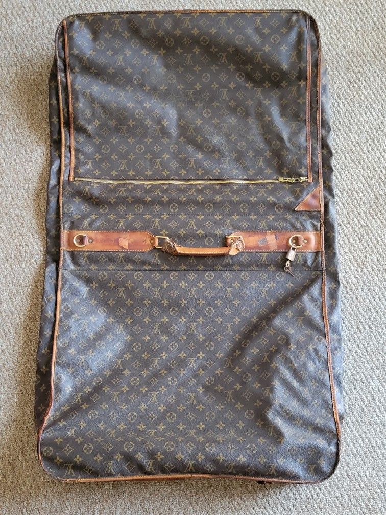 Original LOUIS VUITTON Garment Traveling Bag