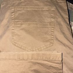 Like new. Mens 40x32 weatherproof pant