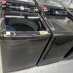 Set washer 4.5 cu Ft and dryer 7 cu Ft