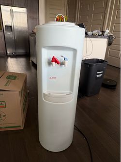 Water Dispenser