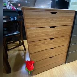 Dresser No Knobs