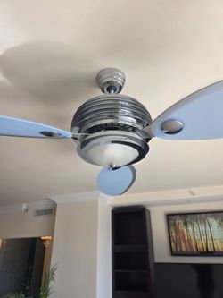 Ceiling Fan With light 48 inches