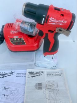 Milwaukee M12 Subcompact Brushless 3/8" Drill/Driver Kit (m12 2.0Ah Battery and m12 Charger)