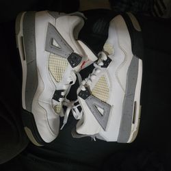 Jordan 4 "White Cement" Size 7Y