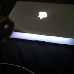 Macbook Pro 200$ Obo