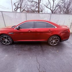 2013 Ford Taurus