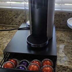 Nesspresso Vertuo Machine 