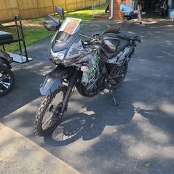 3018 Kawasaki KLR (contact info removed) Miles In New Condition