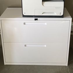 2 Drawer Metal Filing Cabinet / File Cabinet 