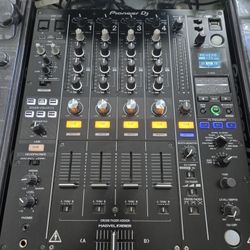Pioneer DJM900 NXS2   Studio use