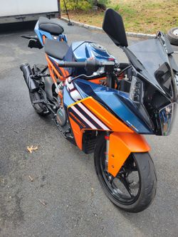2024 KTM RC390
