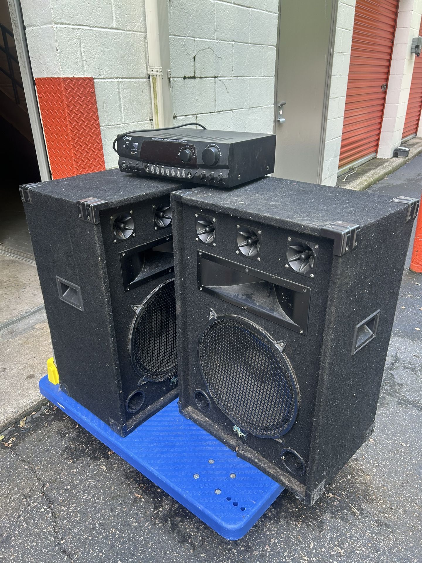 Receiver And 15 In Sub Woofers And With Tweeters