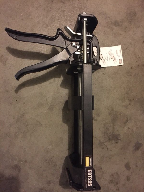 Double tube cawking gun