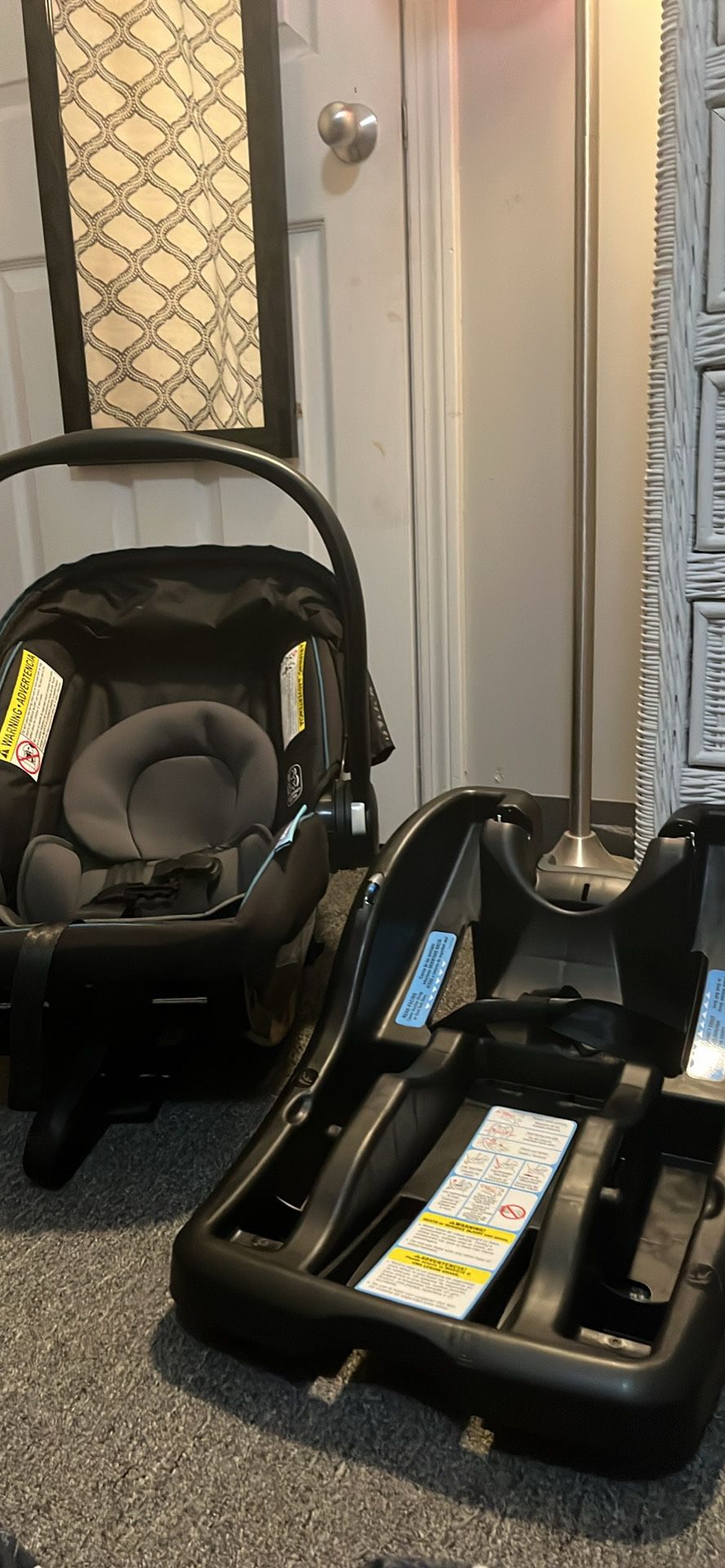 GRECO Car Seat and Car Mount 