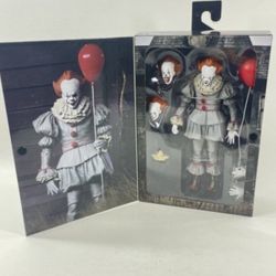2017 It Pennywise Sculpture With Interchangeable Heads New In Box