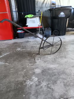 Antique Cast Iron Wheel Cultivator Plow