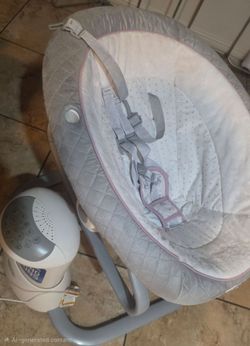 Graco baby swing