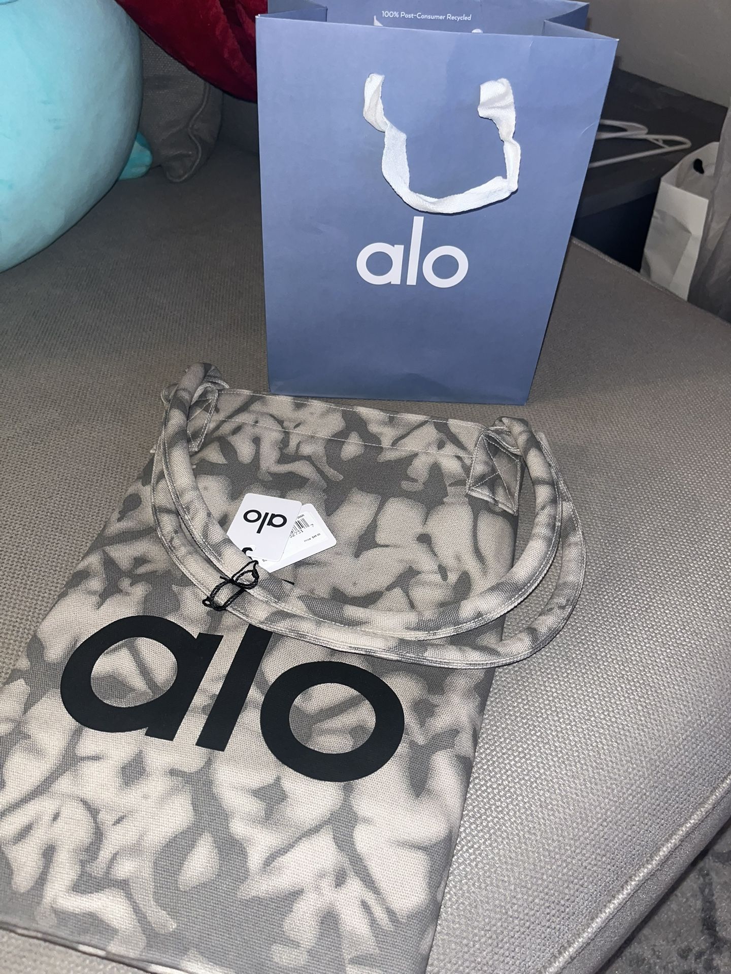 Alo Camo tote Bag