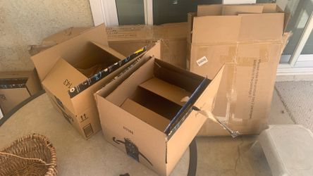 FREE Cardboard boxes
