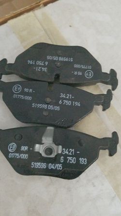 2005 BMW 328i brake pads