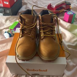 Timberlands Size 7c
