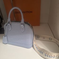 louis Vuitton Alma BB 