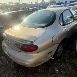1998 Ford Taurus