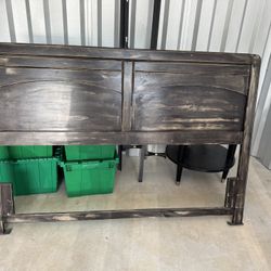 Full Sized Bed & Dresser Set